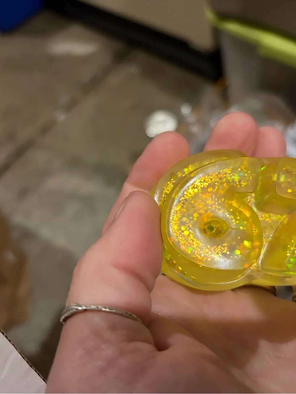 N/A universal yellow